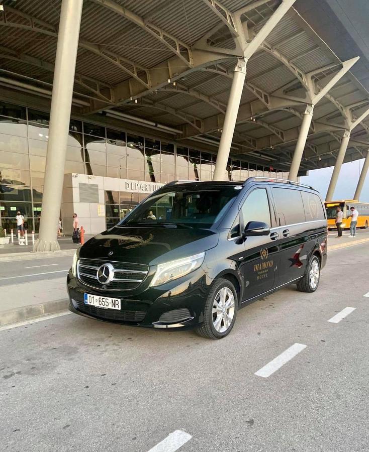 Hotel Diamond Prishtina Laplje Selo Zewnętrze zdjęcie Mercedes-Benz V-Class