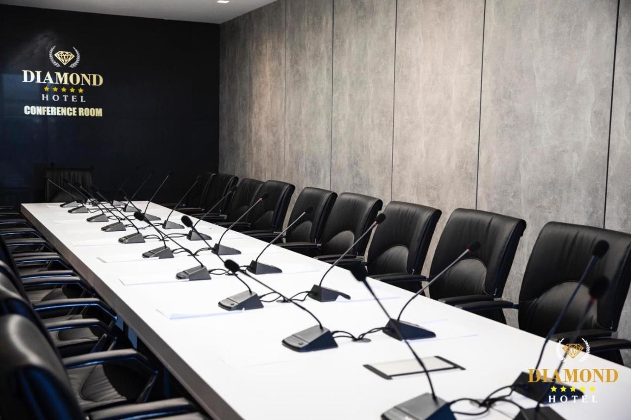 Hotel Diamond Prishtina Laplje Selo Zewnętrze zdjęcie Diamond Hotel's Conference Room